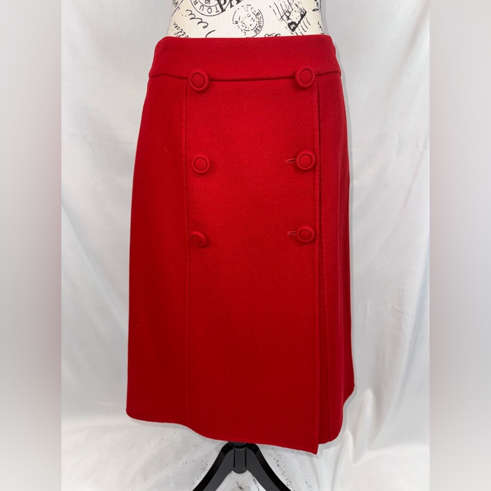 EUC: Talbots Vibrant Red Buttoned Pencil Skirt (v)